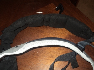 Look how thick the straps are, compared to my old Ergo!